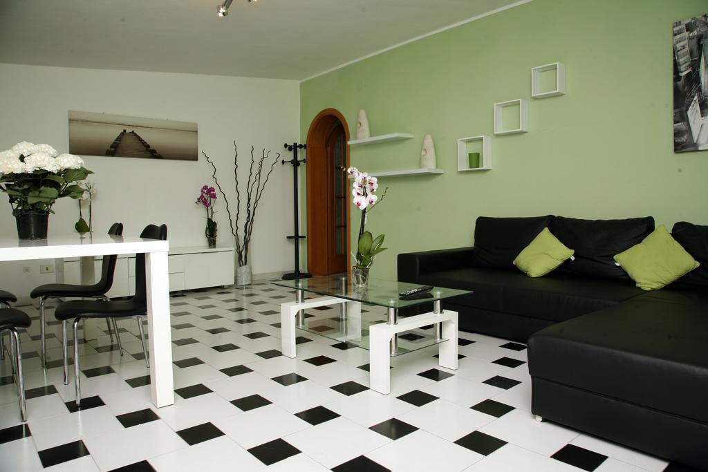 De Amicis Apartment Cagliari Room photo