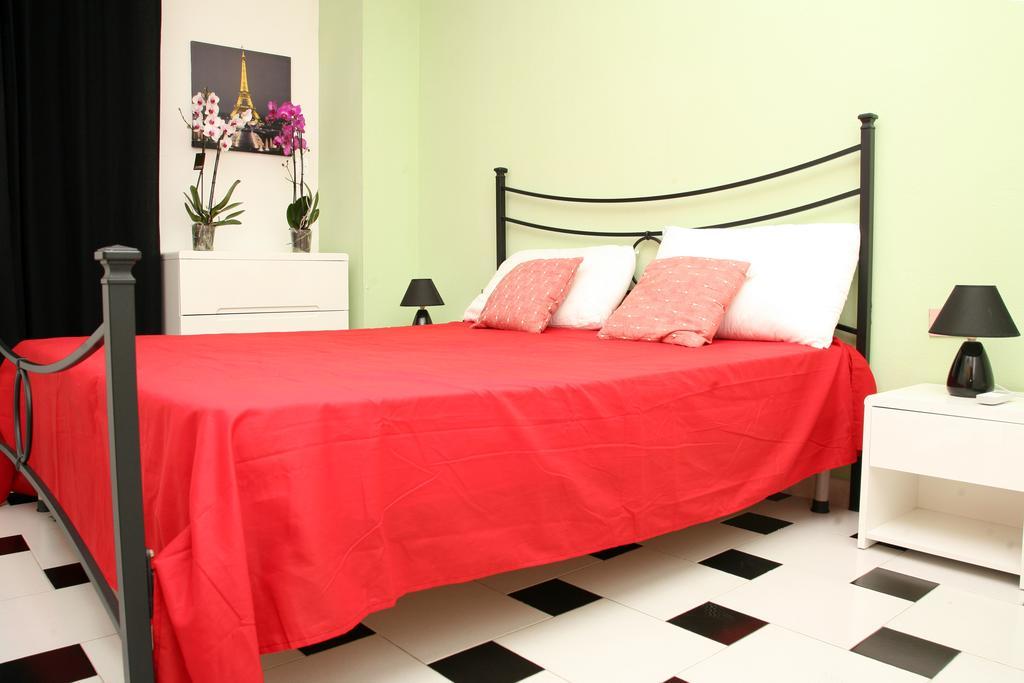 De Amicis Apartment Cagliari Room photo